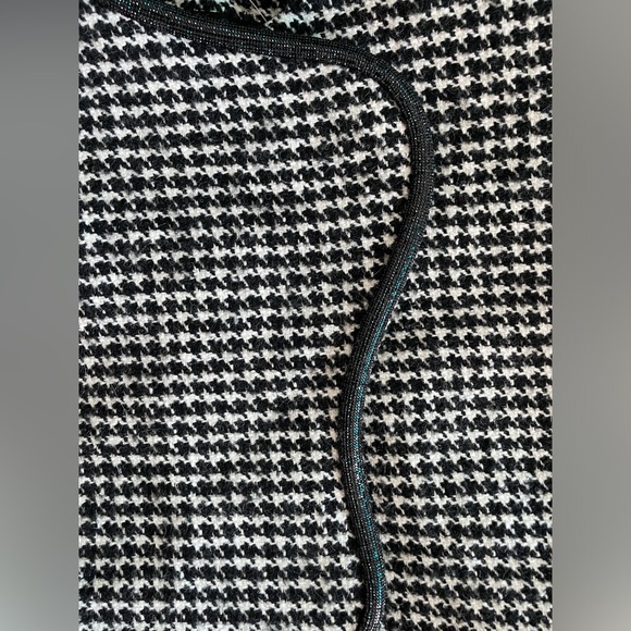 HOUNDSTOOTH CROPPED BLAZER and SKIRT - Picture 15 of 16